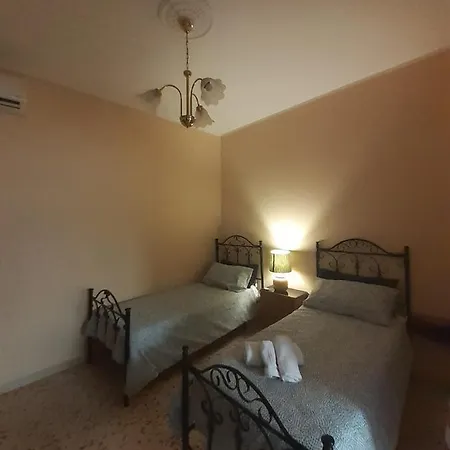 A Due Passi Dal Centro 別荘 マツァーラ・デル・ヴァッロ