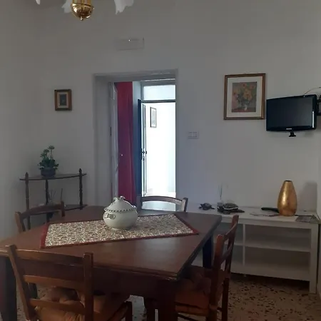 A Due Passi Dal Centro 別荘 マツァーラ・デル・ヴァッロ